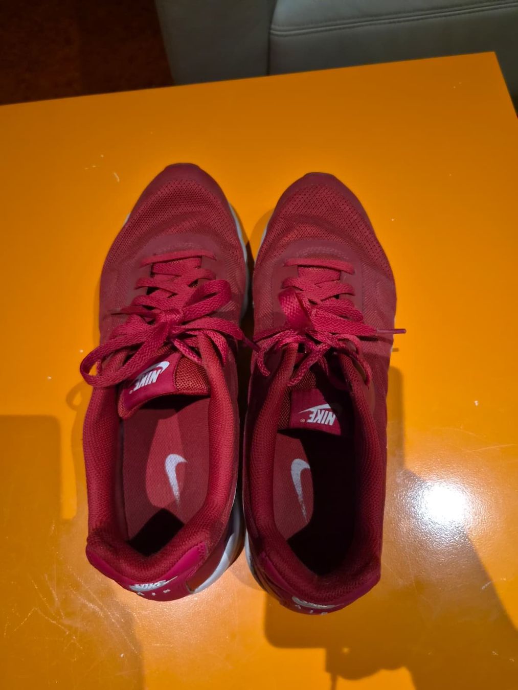 Nike Scarpe da uomo: Nike Air Max Invigor Sneaker Rot Gr. 43 – Usato da Flums venduto da san_7xsf 1