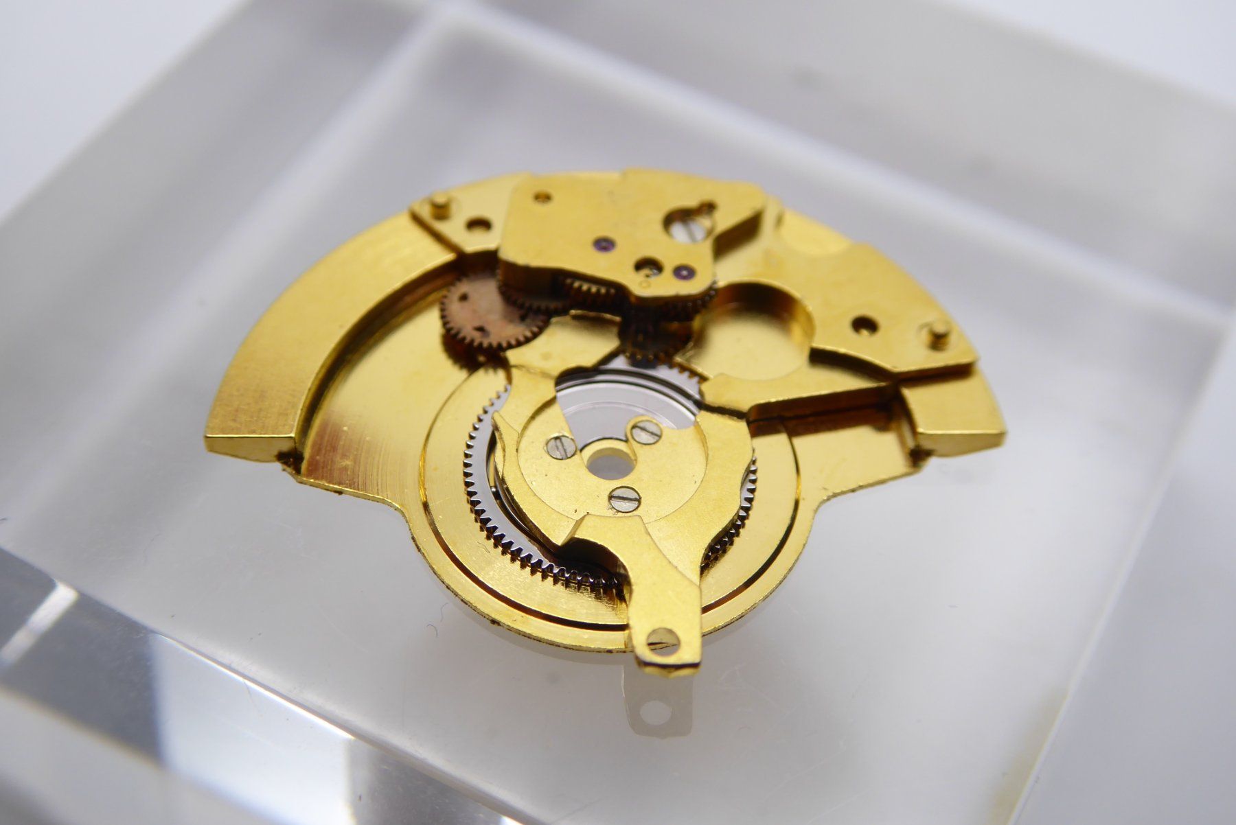 Omega Orologi: Omega Oscillating Weight Automatic Rotor cal. 1140 – Usato da Geneve venduto da adr_xk6n 5