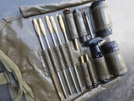 sehr gut erhaltenes Originalputzzeug 57