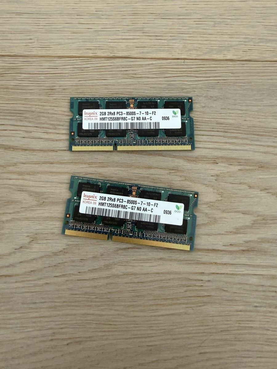 Memoria / RAM: 2x 2GB PC3-8500S RAM Speicher Hynix – Nuovo (secondo la descrizione) da Brüttisellen venduto da Molemo
