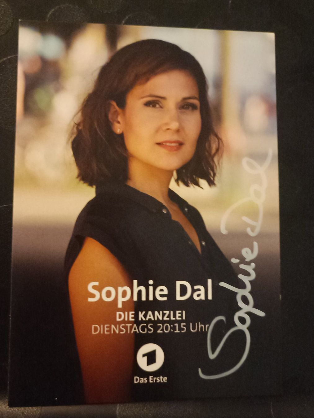 Autografi: Sophie Dal - handsigniert – Usato da Menziken venduto da Artographs