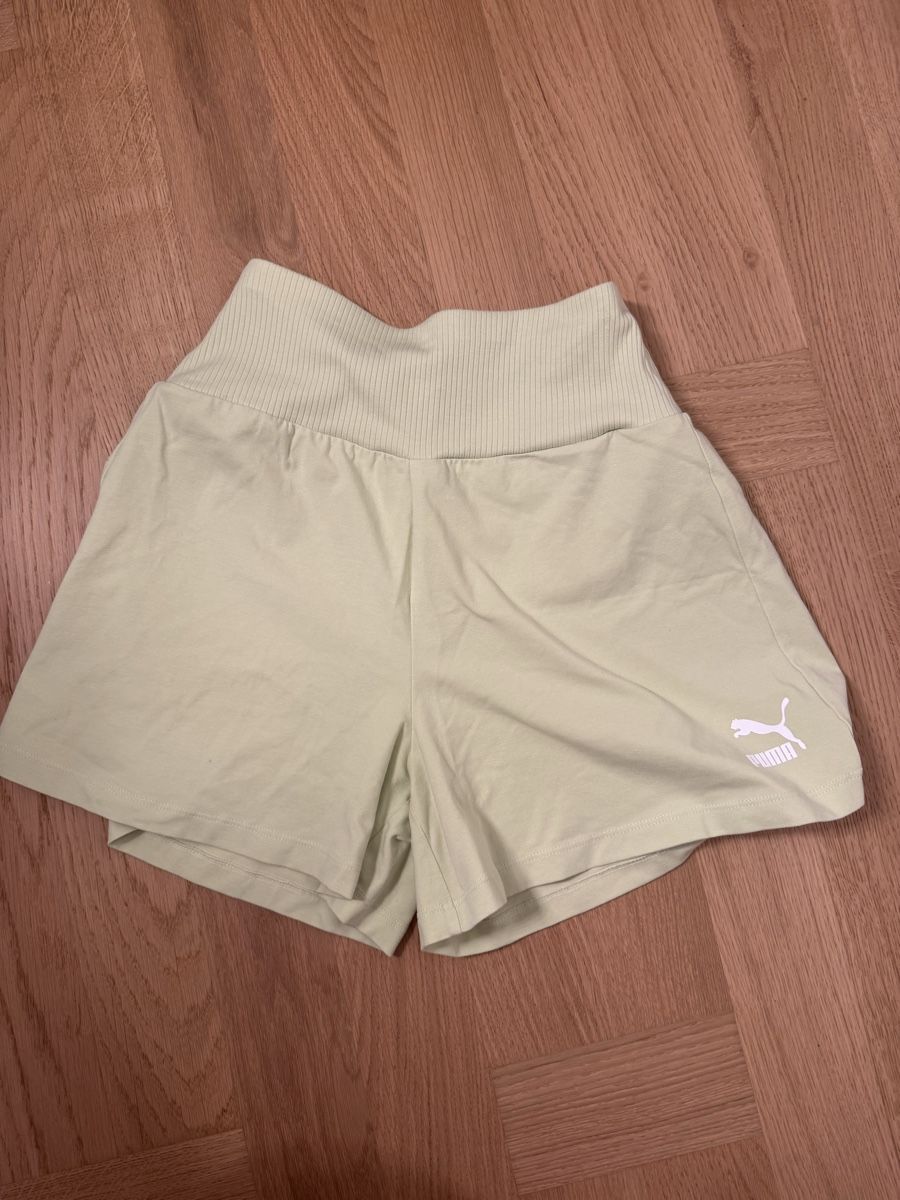 Puma Lotti di vestiti: Puma Sportset Damen – Nuovo (secondo la descrizione) da Zürich venduto da pmorger01 3