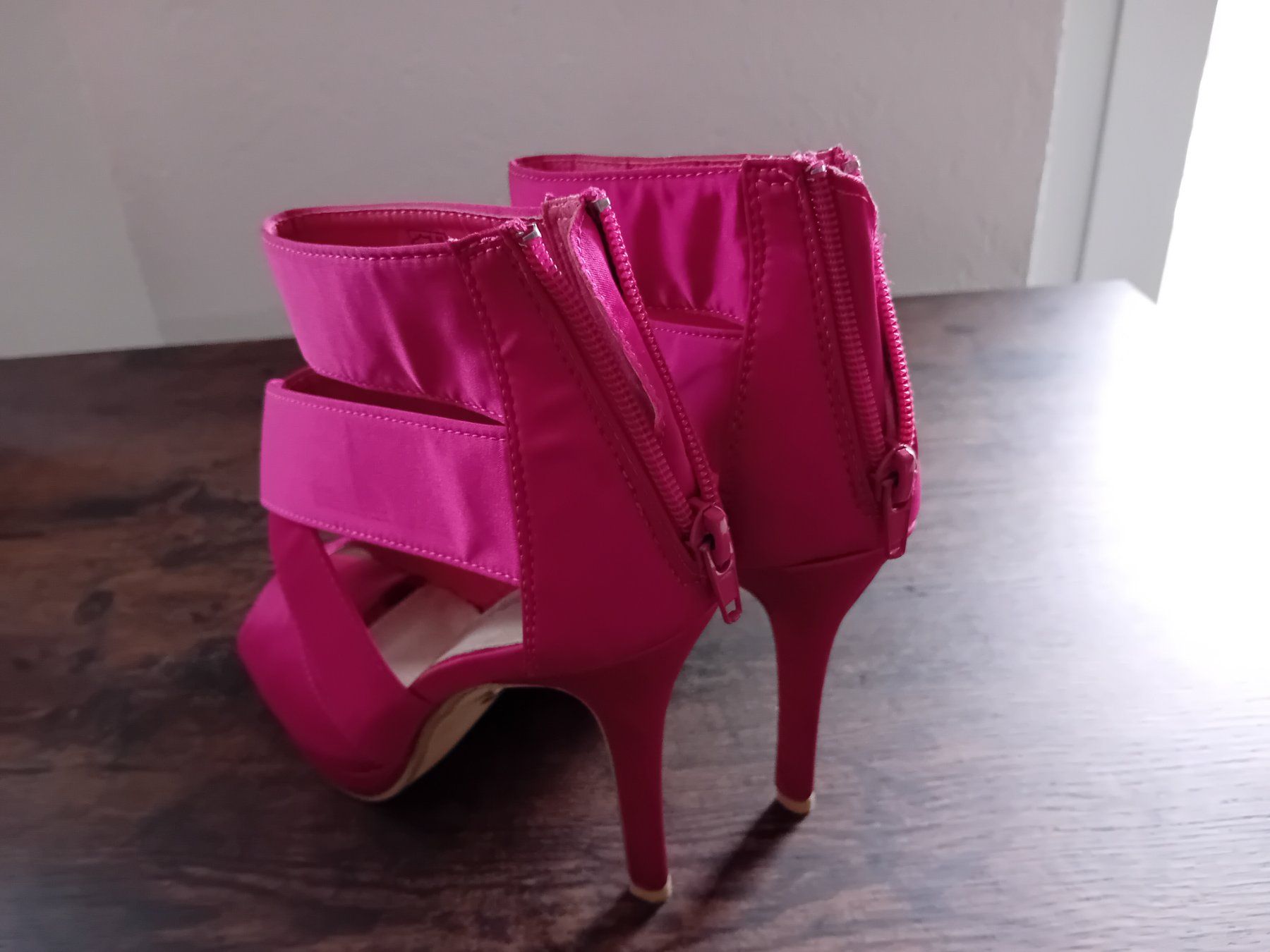 Scarpe da donna: Sandale à talon haut taille 37 – Usato da Grenchen venduto da Wolf313 2