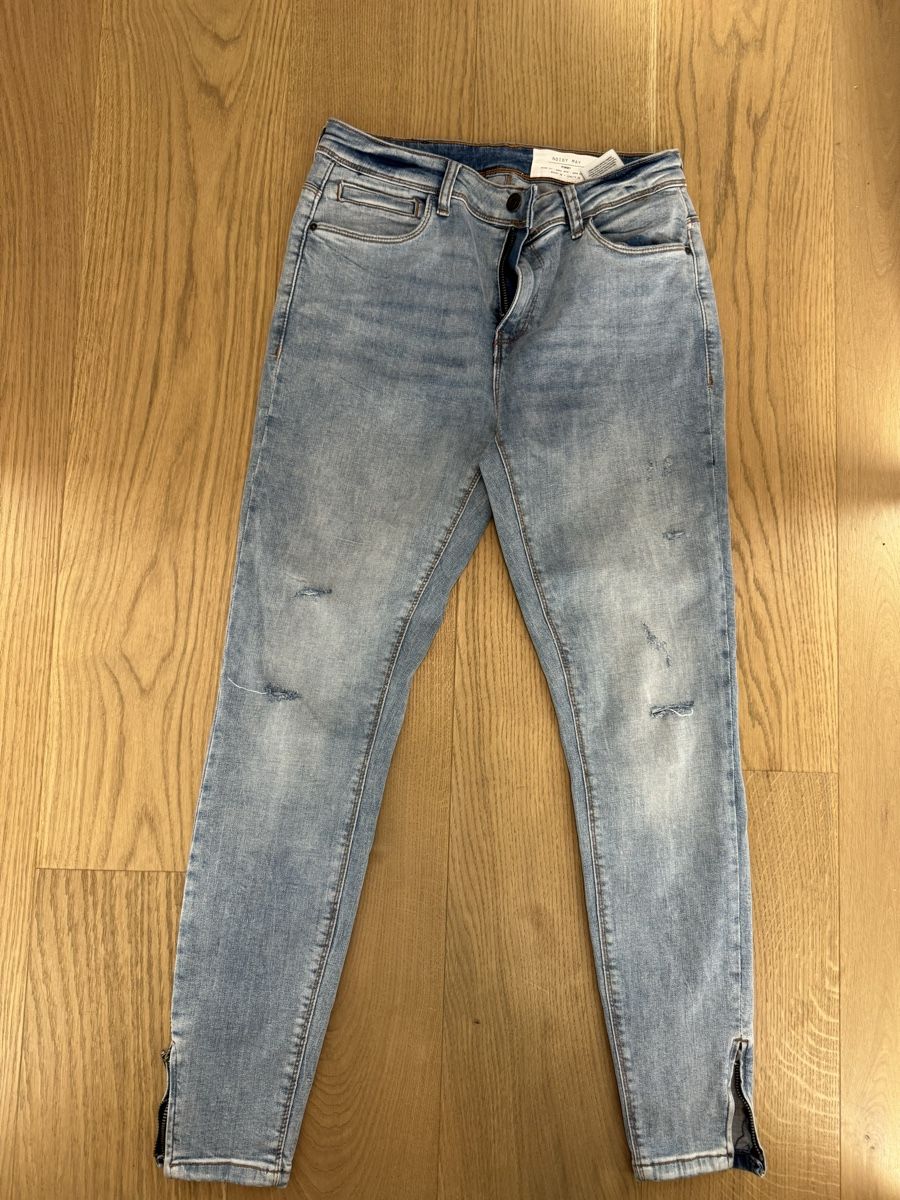 Jeans: Noisy May skinny jeans 28/32 – Neu (gemäss Beschreibung) aus Bülach von Hrica21