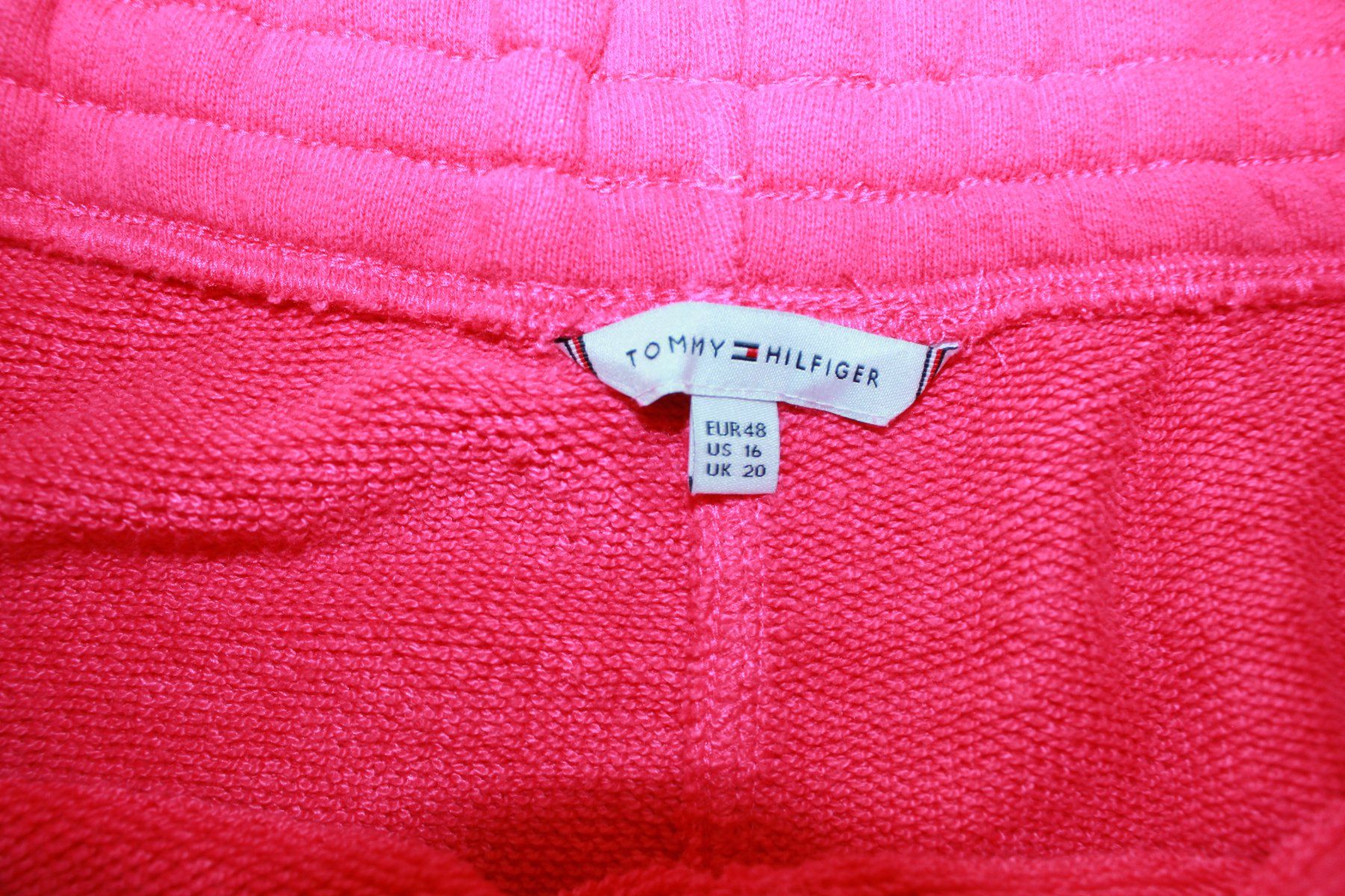 Tommy Hilfiger Hosen: Short Tommy Hilfiger rose  t. 48 – Neu (gemäss Beschreibung) aus Peseux von Gilloss 6
