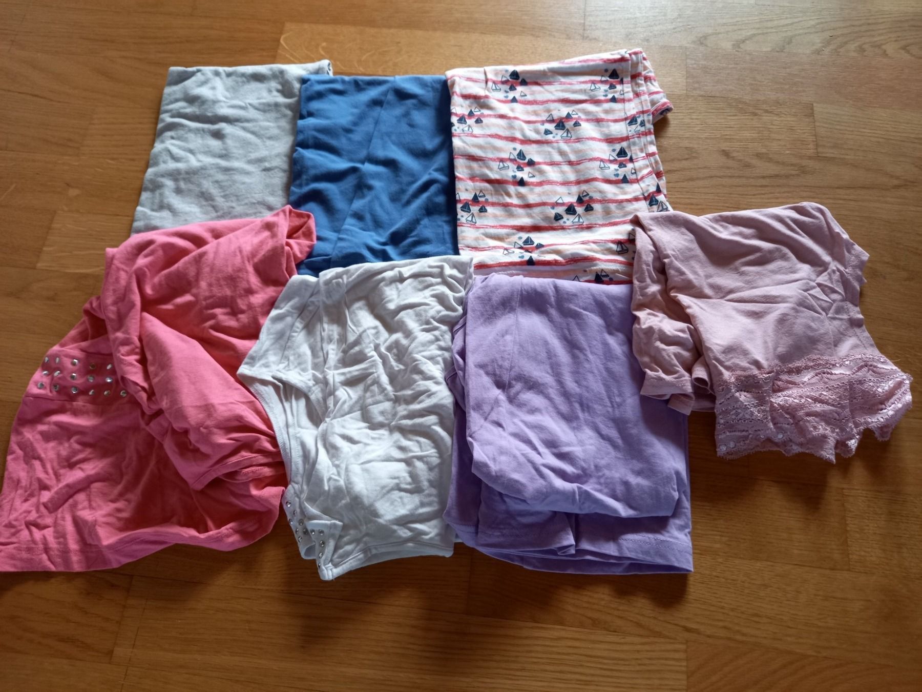 Lotti di vestiti: Trägershirts Gr. 38 – Usato da Horgen venduto da mibi75