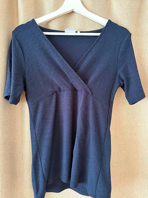T-Shirts: Stillshirts / Shirt mit Stillfunktion – Gebraucht aus Säriswil von alexandra.molinaro01 4