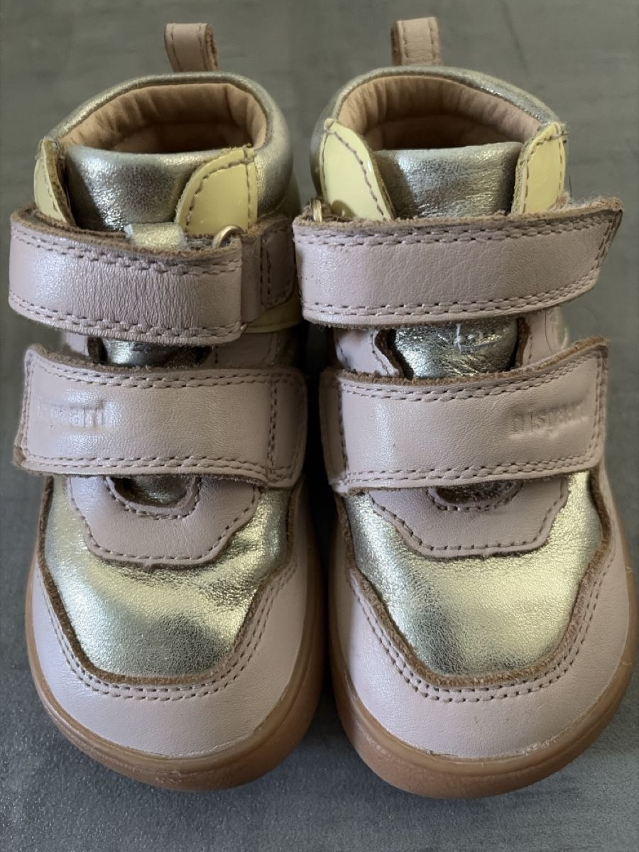 Bisgaard Chaussures filles: Chaussure Bisgaard barefoot taille 24 – Neuf (Voir description) à Köniz par fan_s7sj