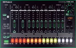 Roland AIRA Bundle VT-3 + SYSTEM-1 + TR-8, Netzteile inkl.