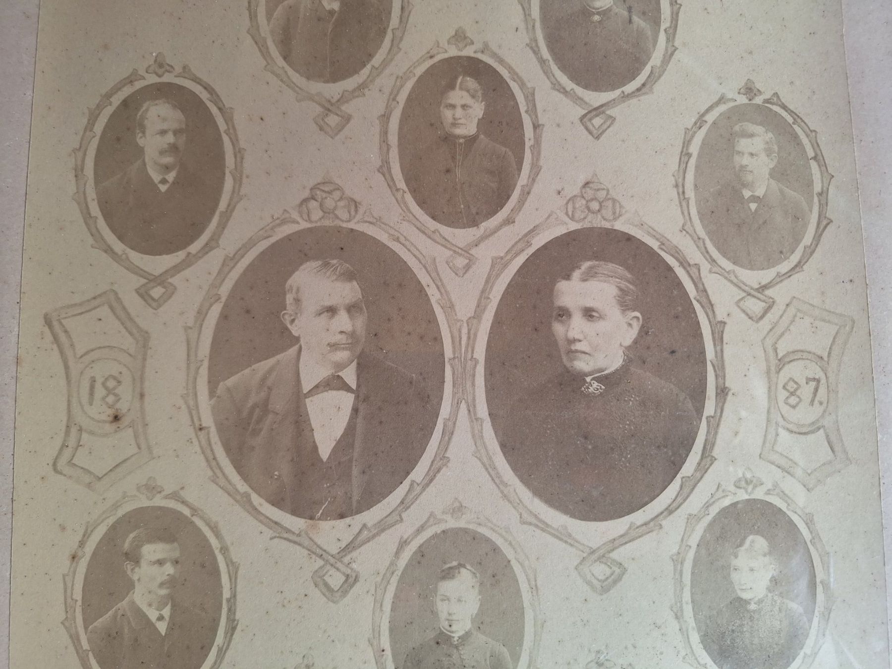 Cornici: ANTIKER BILDERRAHMEN 1887 – Usato da Huttwil venduto da Kunterbuntli 3