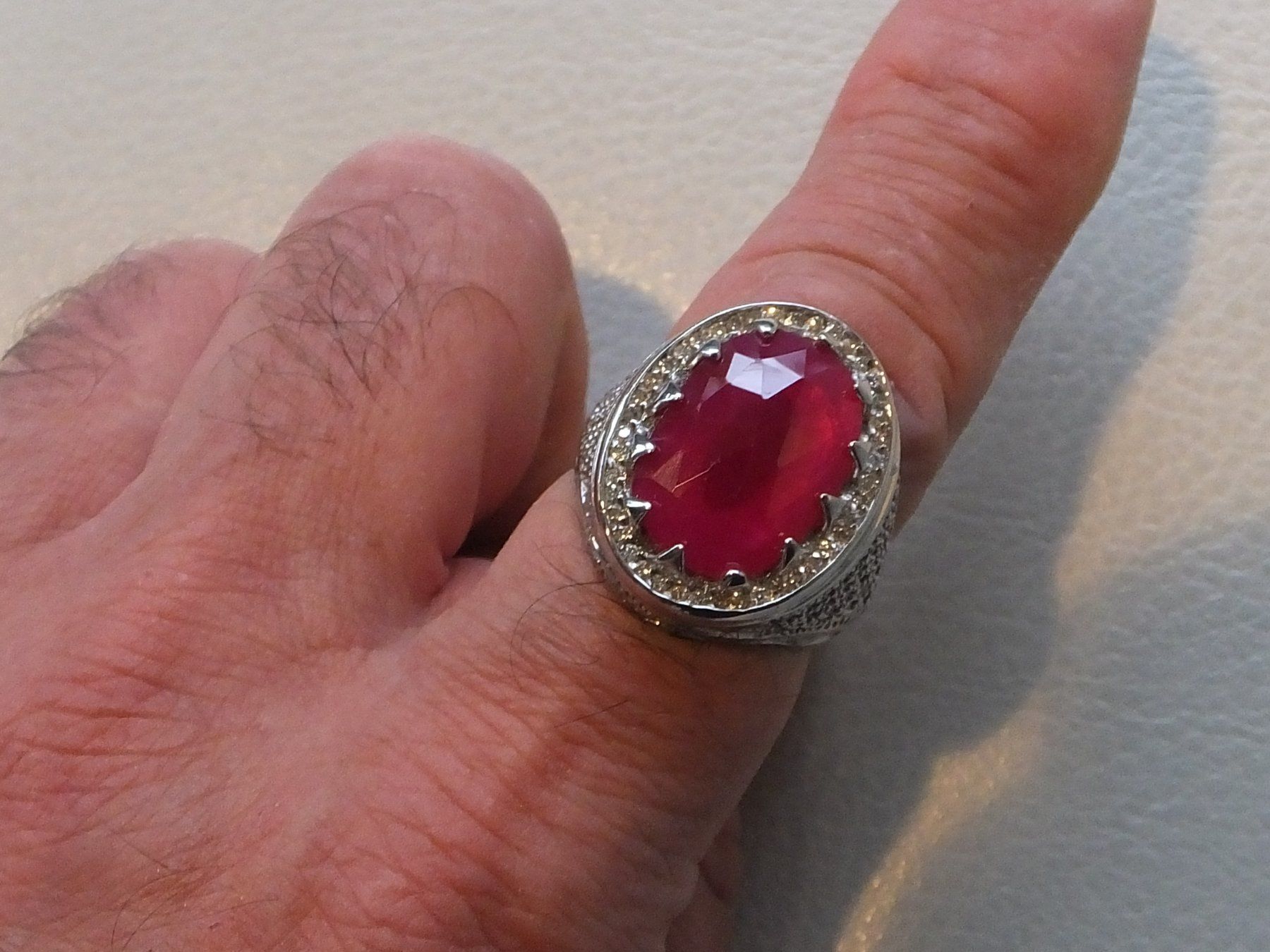 Anelli: Herrenring mit Echtem RUBIN Stein – Nuovo e nell'imballaggio originale da Unterentfelden venduto da l654321a 4