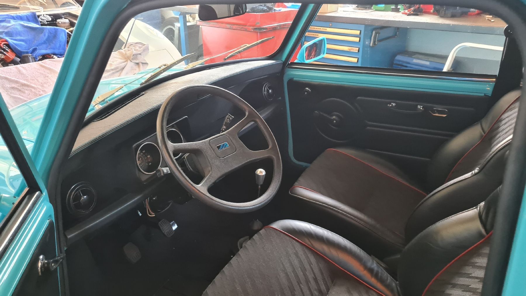 Mini Autos: Mini 1000 vollrestauriert ab mfk – D'occasion à Bäretswil par Mech850 3