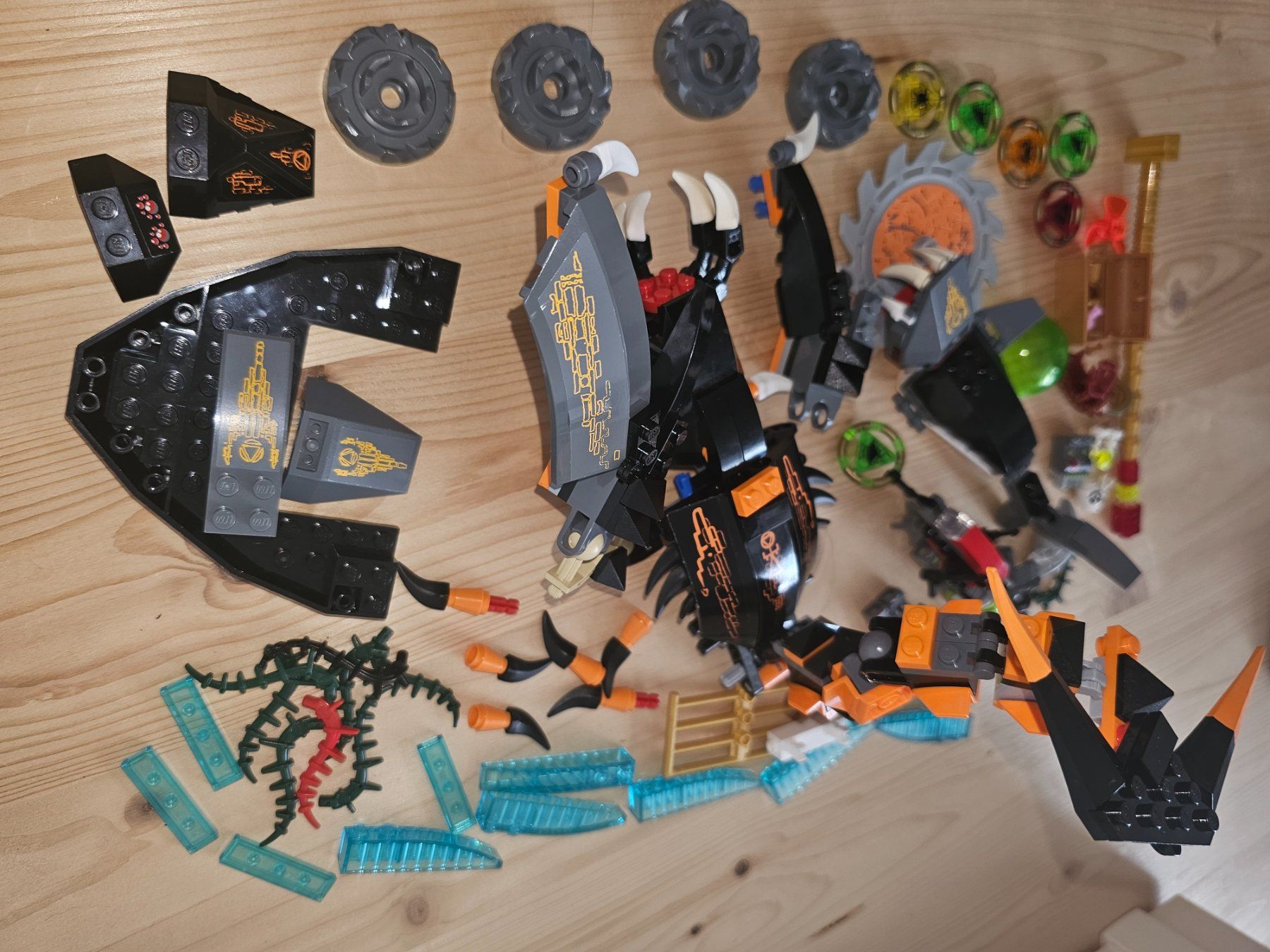 Lego Statuette: LEGO Atlantis Konvolut nicht komplett – Usato da Oberuzwil venduto da Peppi56 2