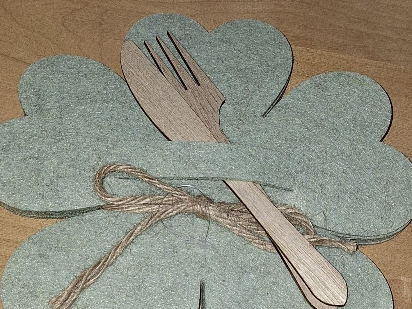 Toutes les décorations: FILZSETS IM 4 PACK – Neuf avec emballage d'origine à spreitenbach par lumbalplatte
