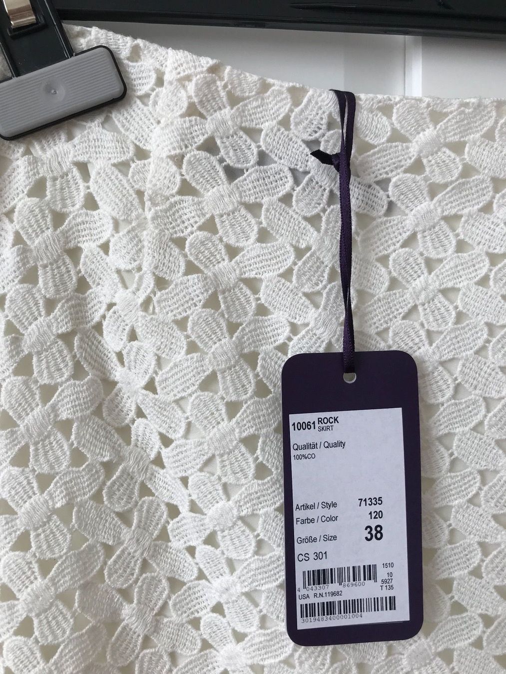 Gonne: Neu - Rock von Laurel, g.38, 340 chf – Nuovo e nell'imballaggio originale da Zürich venduto da ZuriShrek 3