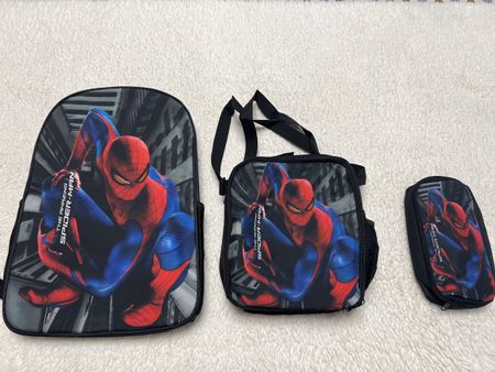 Sac à dos Spiderman, lunchbox et trousse, enfant, parfait!