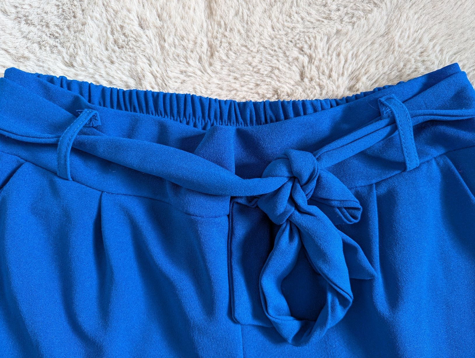 Pantalons: pantalon fluide carnaby 40 – Neuf (Voir description) à Montreux par dem_gyt9 1