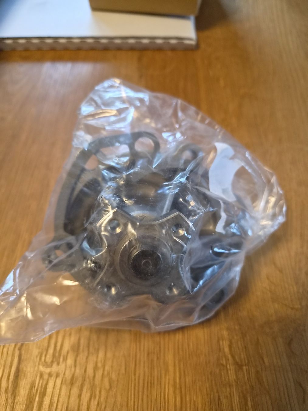 Saab Alle Autoersatzteile: saab 900 neue Wasserpumpe – Neu und originalverpackt aus Zuzwil SG von Phwsg