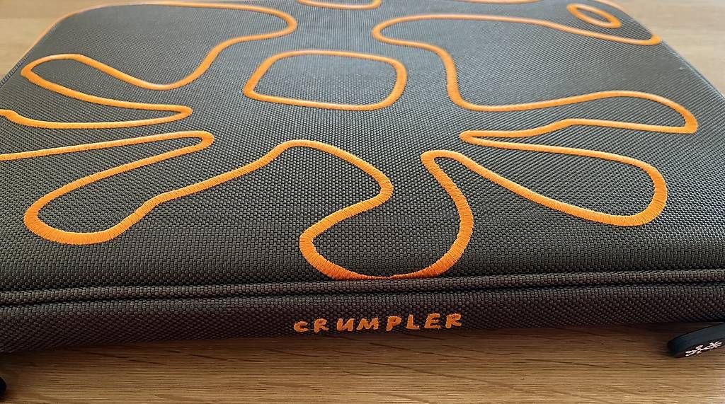 Coques & Sacs: Laptop Schutzhülle Crumpler – D'occasion à Lupsingen par MaCoE 2