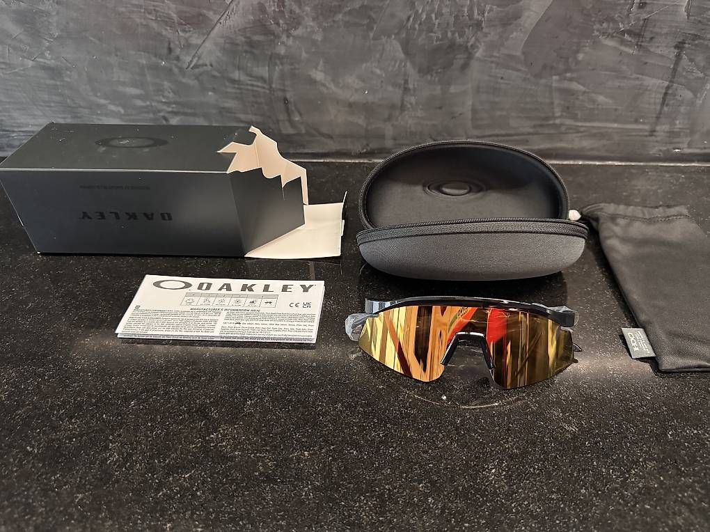 Occhiali & Lenti: Oakley Hydra gold  – Usato da Locarno venduto da jea_7xgf 1