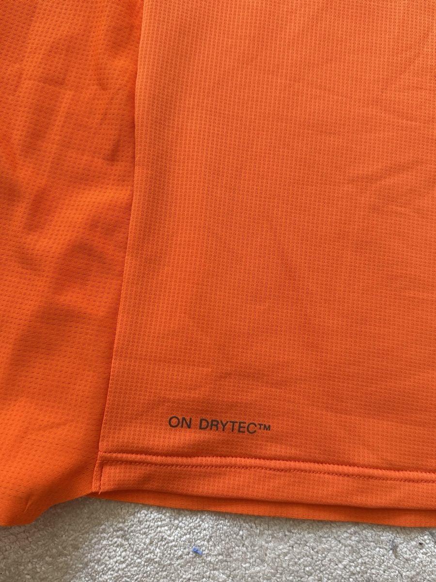 T-Shirts: On Singlet M – Gebraucht aus Bern von Laufsport3000 1