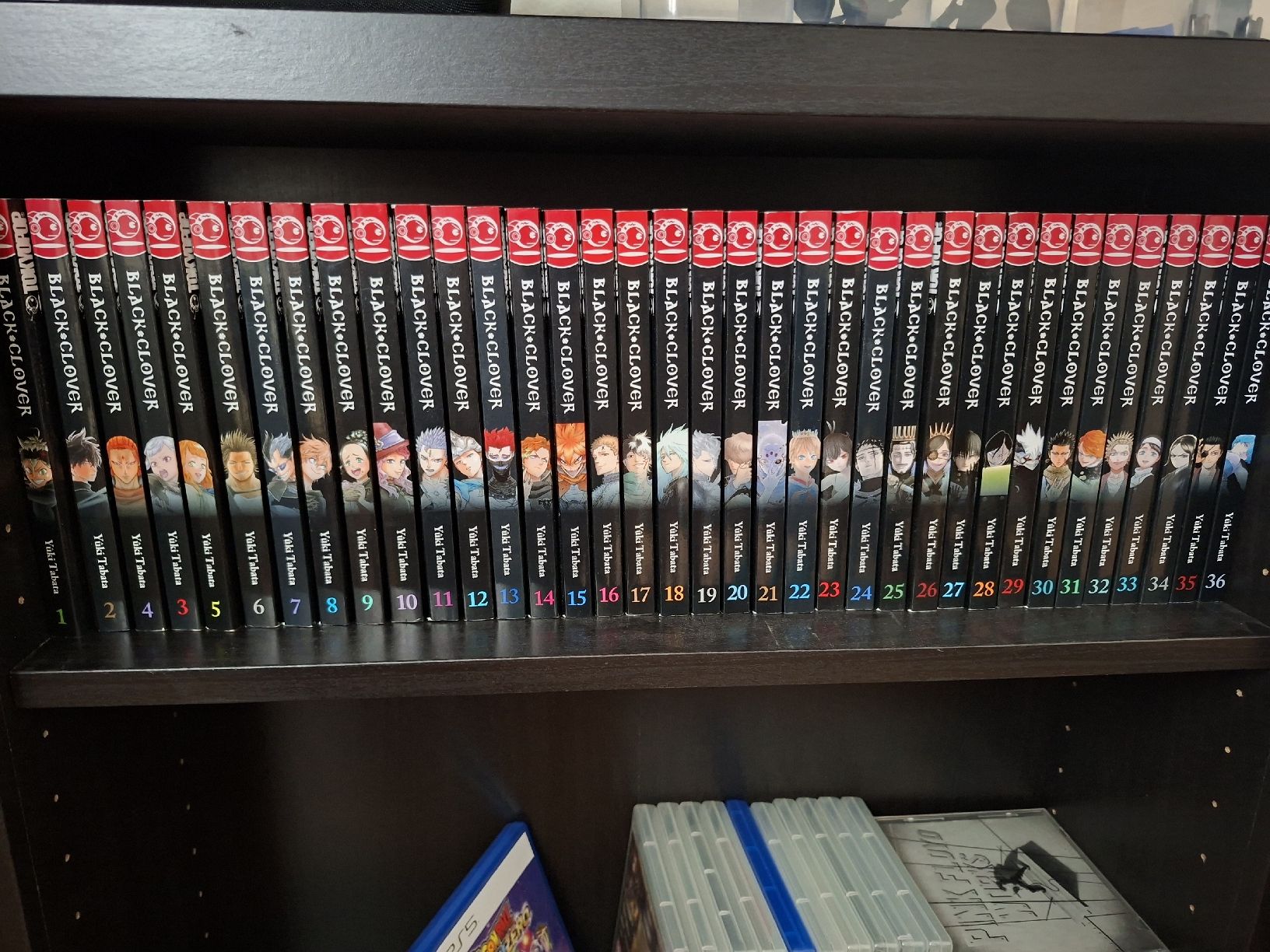 Fumetti: Black Clover Manga Band 1-36  – Usato da Eschenbach LU venduto da Stephhofmann