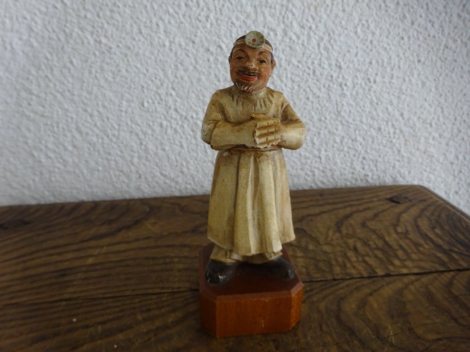 Skulpturen & Statuen: Lustiger Frauenarzt – Gebraucht aus Esslingen von eintagammeer