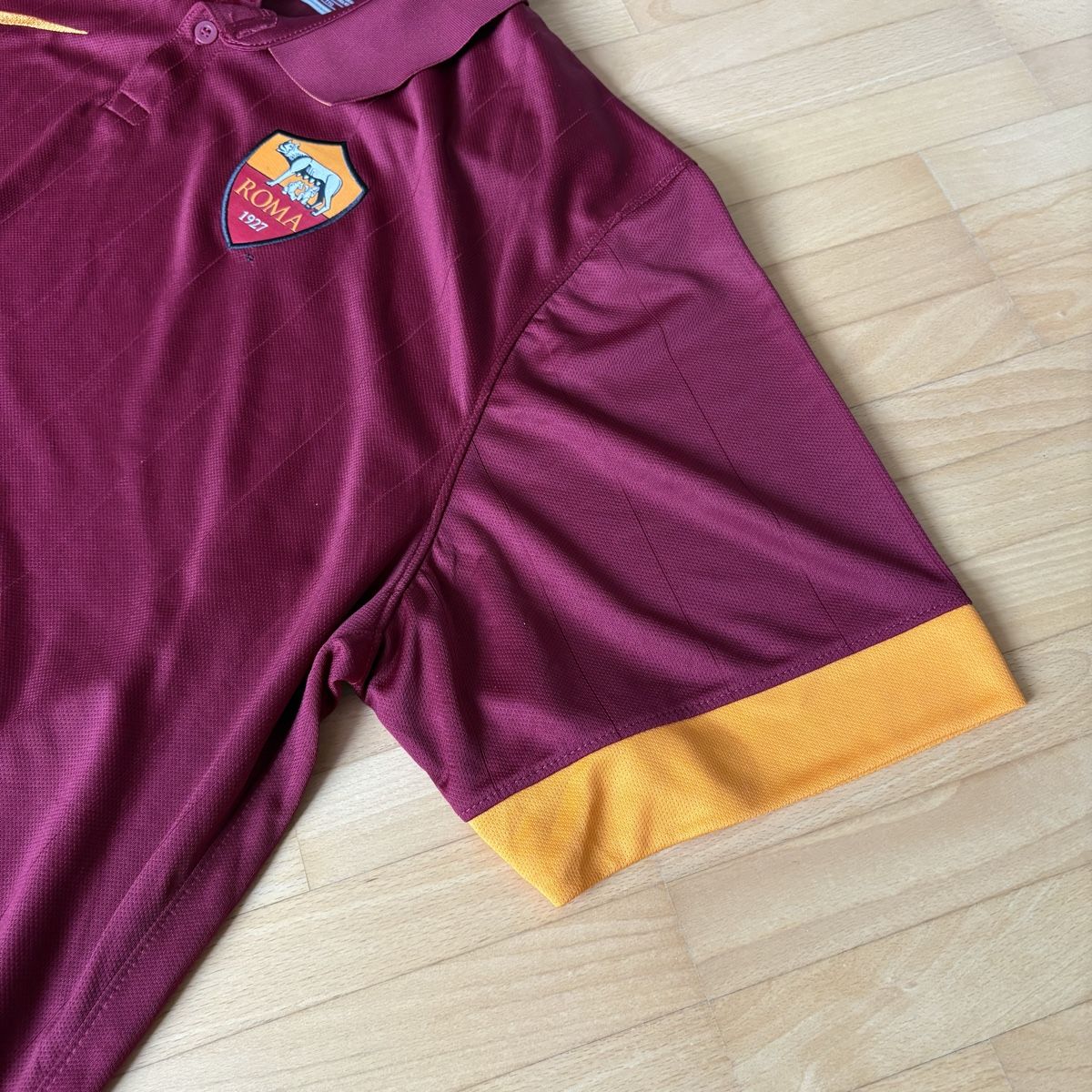 Nike Leibchen & Hosen: As Roma Trikot Nike – Gebraucht aus Winterthur von LaBodega 2