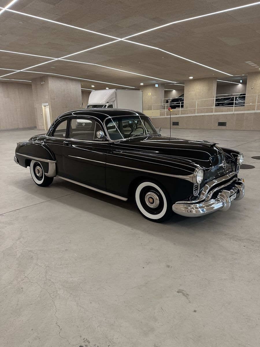 Oldsmobile Autos: 1950 Oldsmobile Rocket 88 Coupe – Gebraucht aus Chur von Catfish57 9