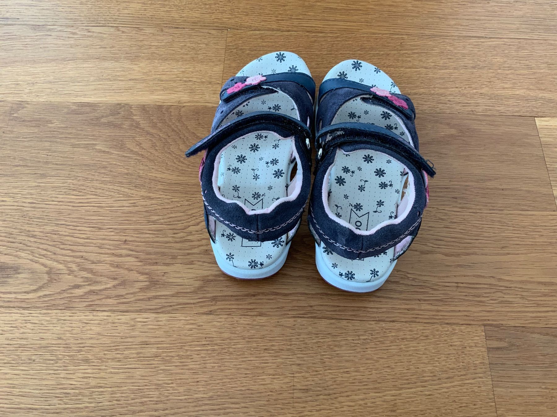 Friboo Scarpe per ragazze: Friboo Sandale für Mädchen Gr. 30 – Usato da Niederstetten venduto da Elmar77 2