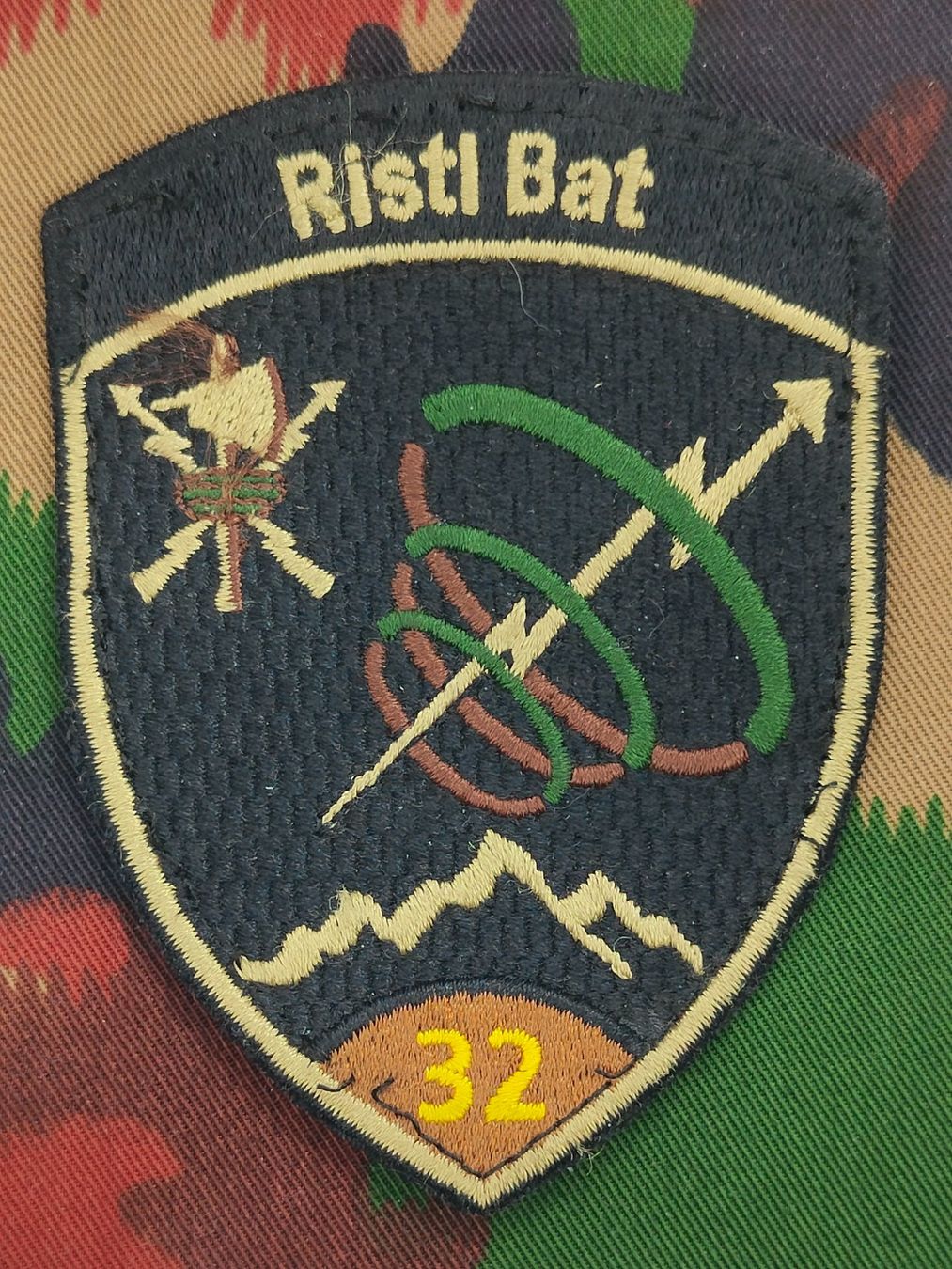 Schweizer Armee Placchette & Badge: Verbandsabzeichen Ristl Bat 32 Kp 2 – Usato da Bauma venduto da SwissMilitaria