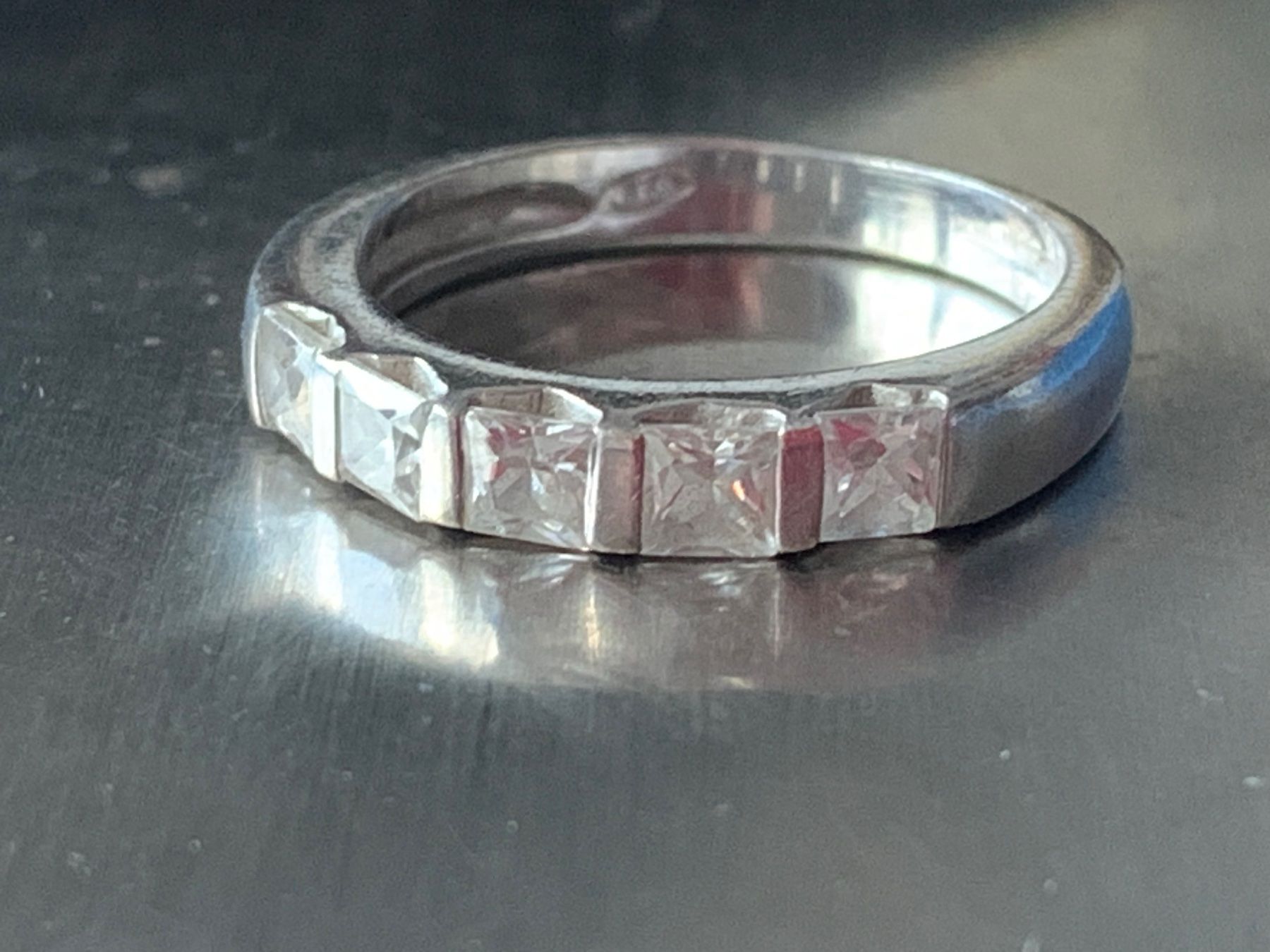Anelli: Silberring 5 stones kompact (53) – Usato da Dittingen venduto da Bijoubelle