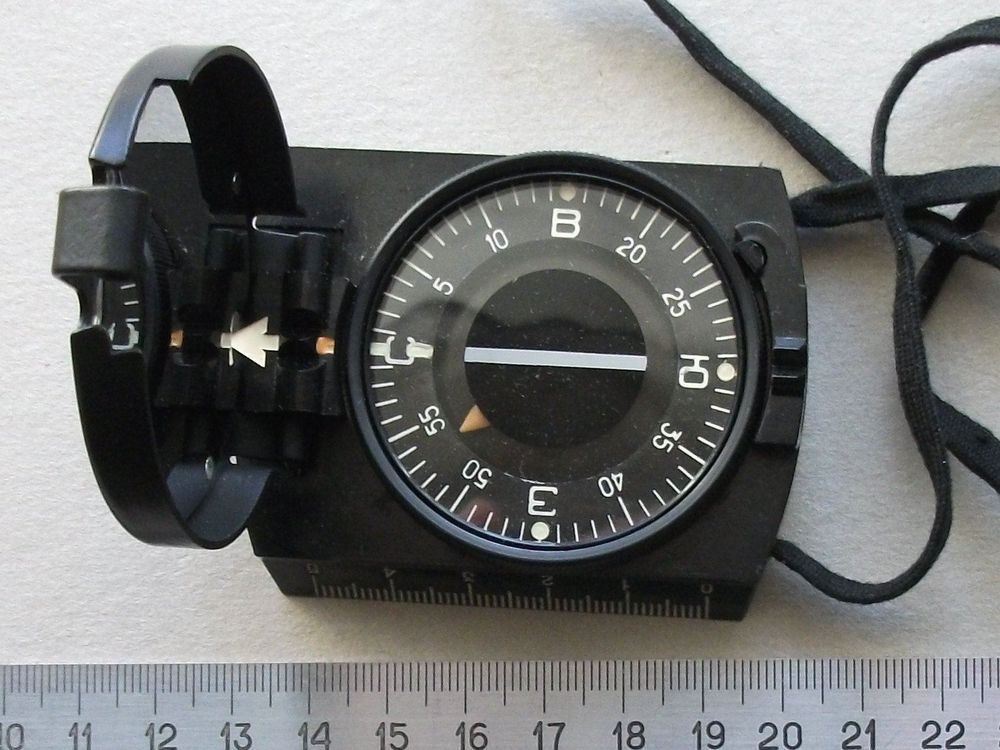 Boussole D'artillerie Vintage URSS – Période Seconde Guerre Mondiale – Fonctionne – Occasion Bon état