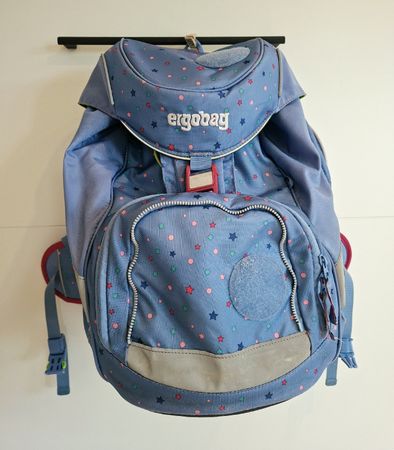 ergobag pack Schulrucksack SternguckBär (Lila/Sterne)