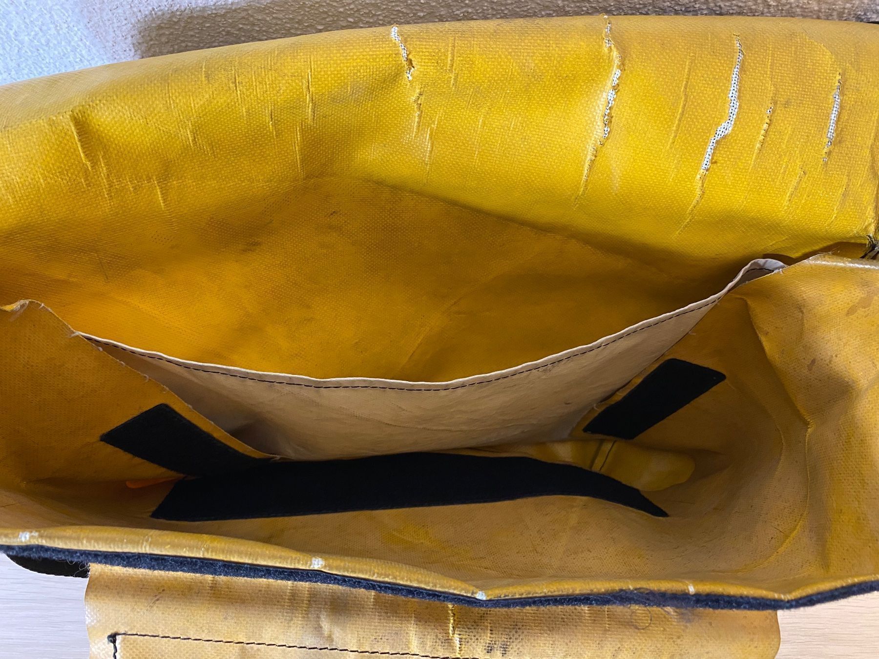 Freitag Borse: Freitag Classic M – Usato da Embrach venduto da Lieblingszeugs 2