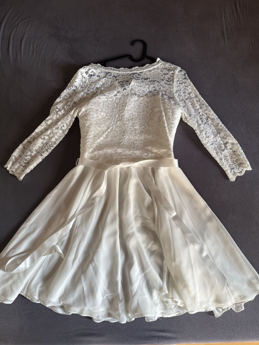 Robes: Damenkleid in weiss – D'occasion à Steckborn par Diana.84
