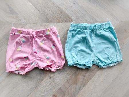 2 Baumwoll-Shorts Mädchen Gr. 86 von C&A