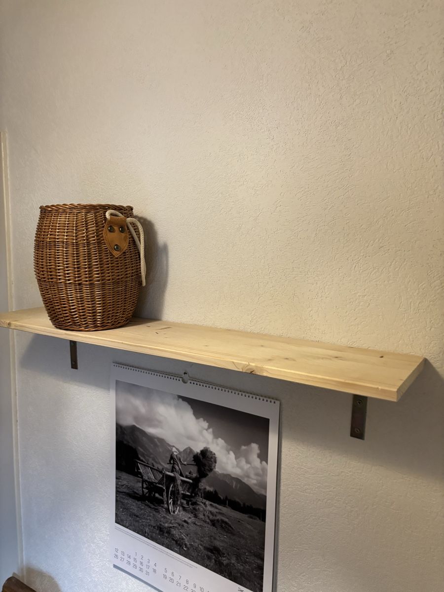 Étagères: Holz Regal – D'occasion à Bern par wisemagpie