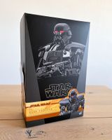 Hot Toys: Star Wars, The Mandalorian «Dark Trooper» 1:6