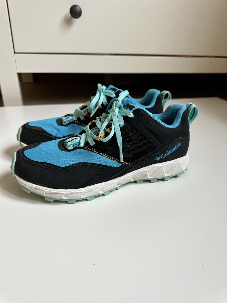 Scarpe da donna: Wanderschuhe / Trekkingschuhe Columbia EU 38 – Usato da Zürich venduto da tmarina 2