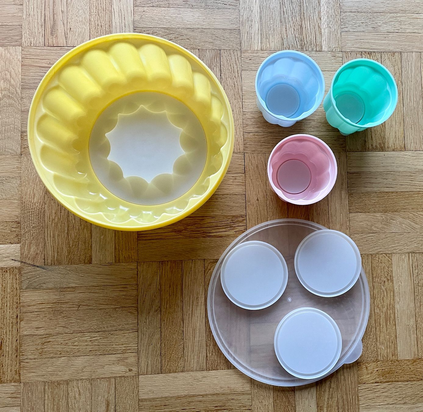 Behälter & Ähnliches: Pudding - Formen, 4er Set, von Crofton: NEU – Neu und originalverpackt aus Gümligen von soleil149 2