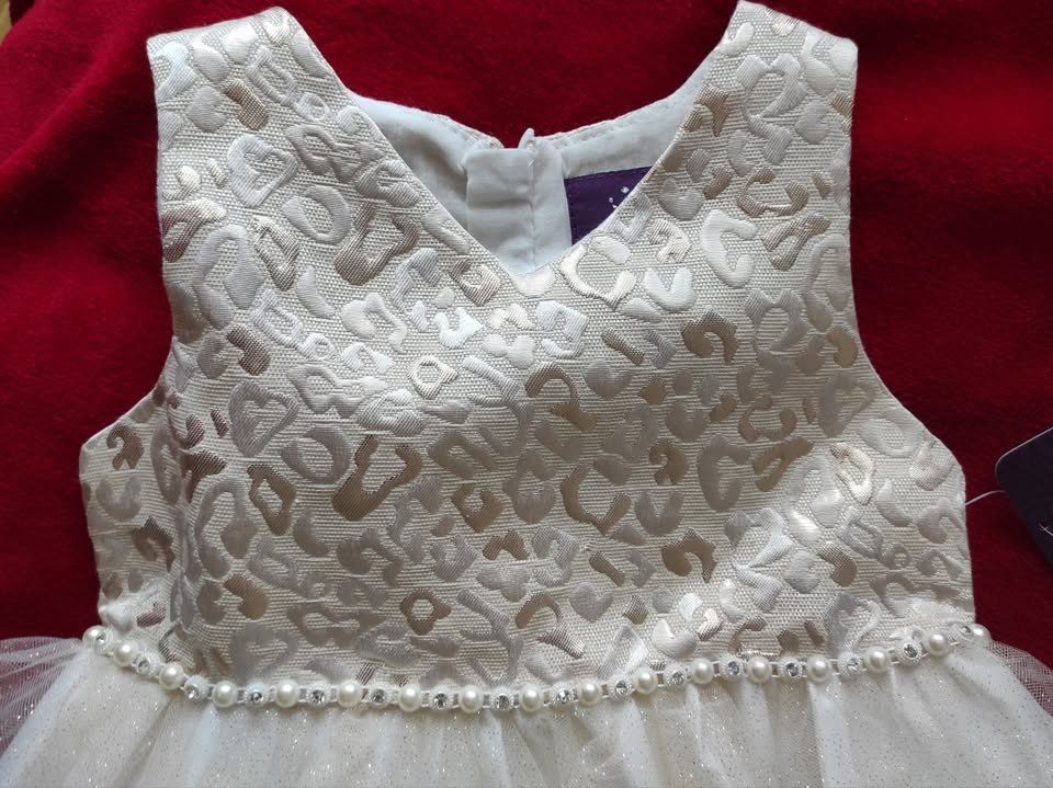 Vestiti & Gonne: Robe fille 2-3 ans 98cm – Nuovo e nell'imballaggio originale da Renens VD venduto da cla_7zv5 2