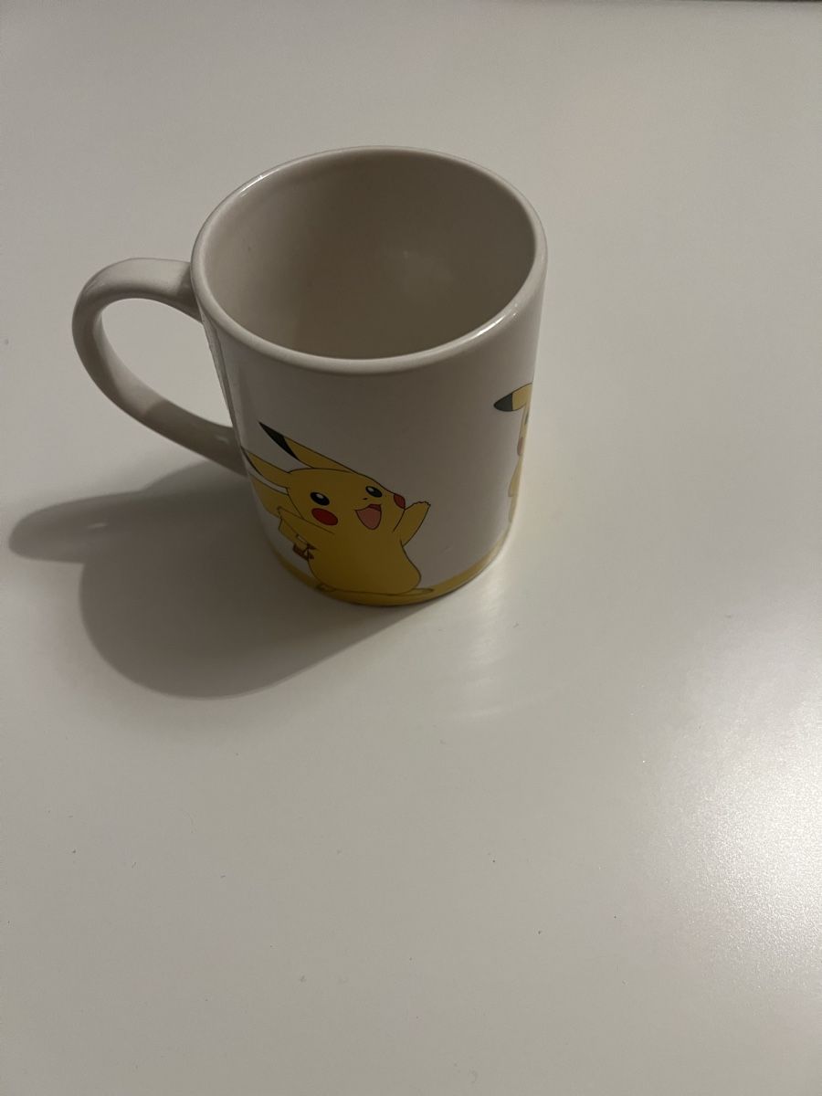 Tazze: Tasse Pokemon Pikachu – Nuovo (secondo la descrizione) da Pfäffikon ZH venduto da Batgirl78