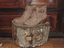 bottines beiges effet daim