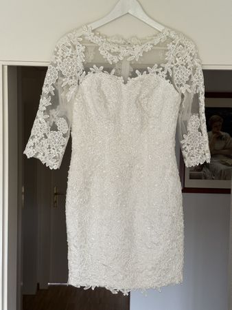 Elegantes Weiss-Spitzenkleid – Cocktail / Bridal
