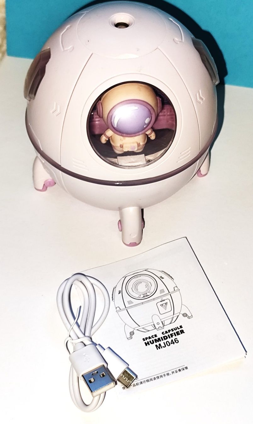 Umidificatori d'aria: Space Capsule Humidifier Luftbefeuchter USB LED Astronaut – Nuovo e nell'imballaggio originale da Bettingen venduto da hamau2012