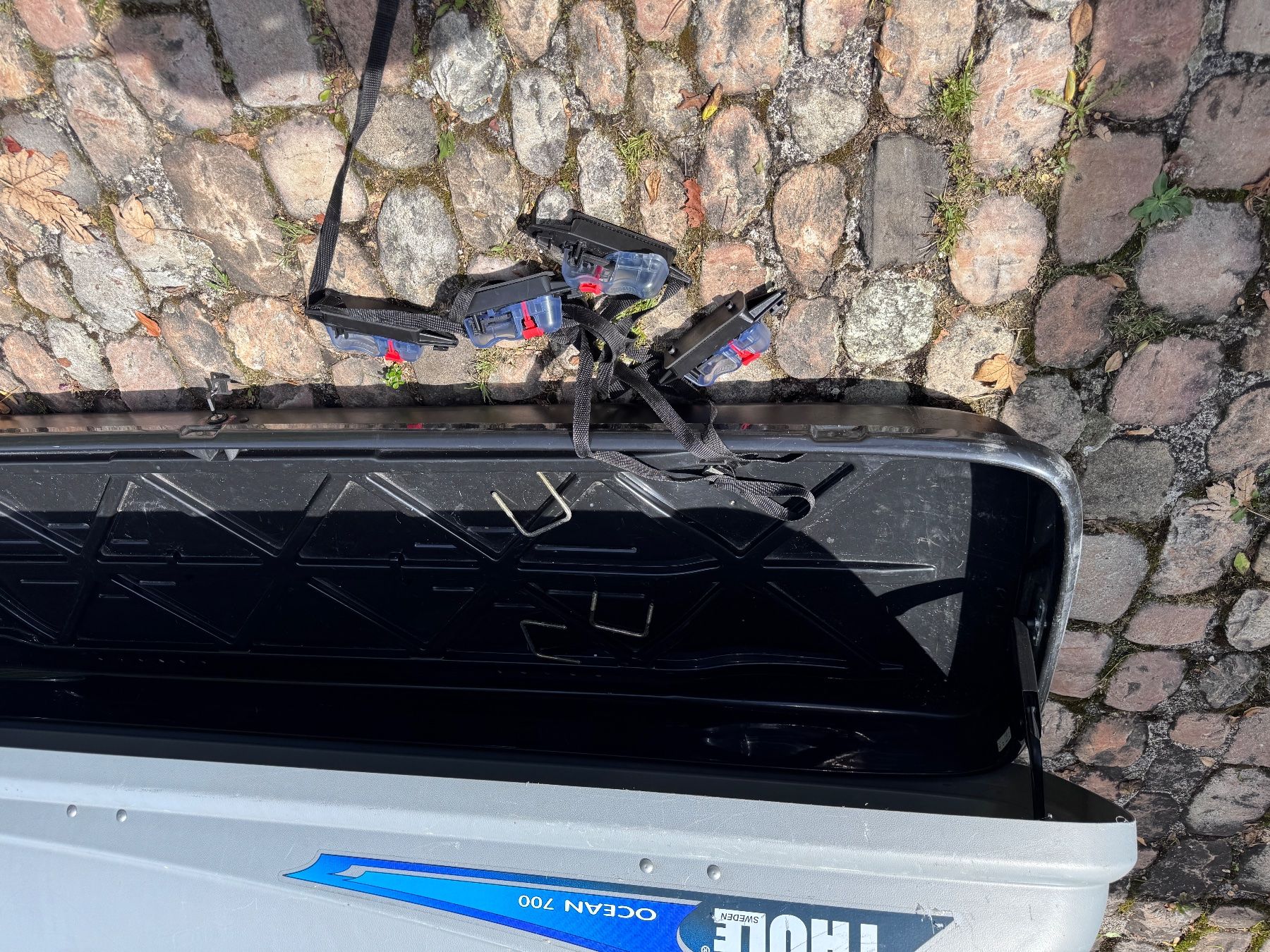 Thule Box da tetto: Dachbox Thule Ocean 700 mit Träger – Usato da Solothurn venduto da RetoN01 7
