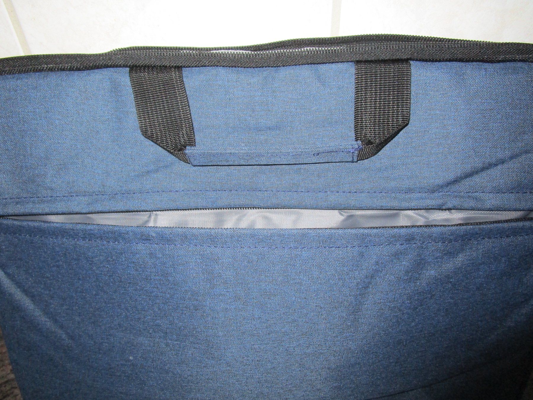 Borse: LapTop Tasche blau  NEU – Nuovo (secondo la descrizione) da Ursenbach venduto da Trasse 6