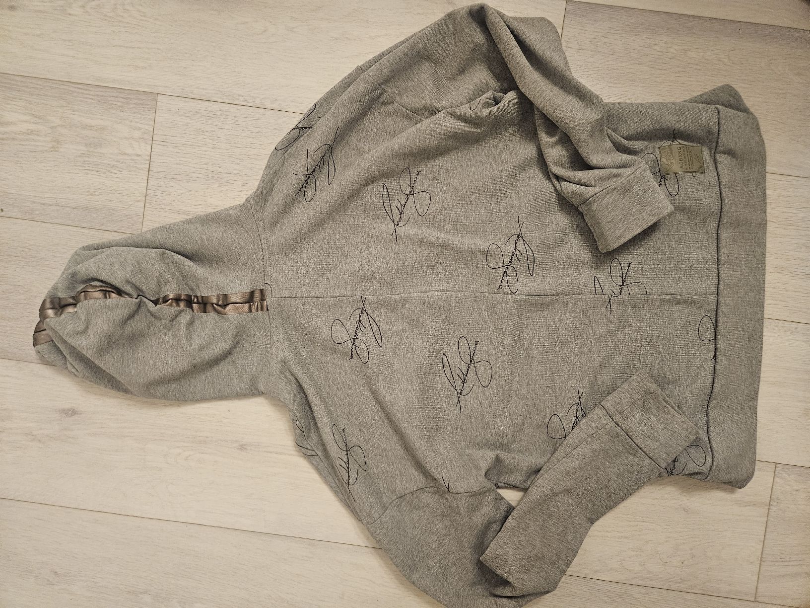 Hugo Boss Maglioni & Felpe: BOSS Hoodie – Usato da Emmenbrücke venduto da ale_sq9f 1
