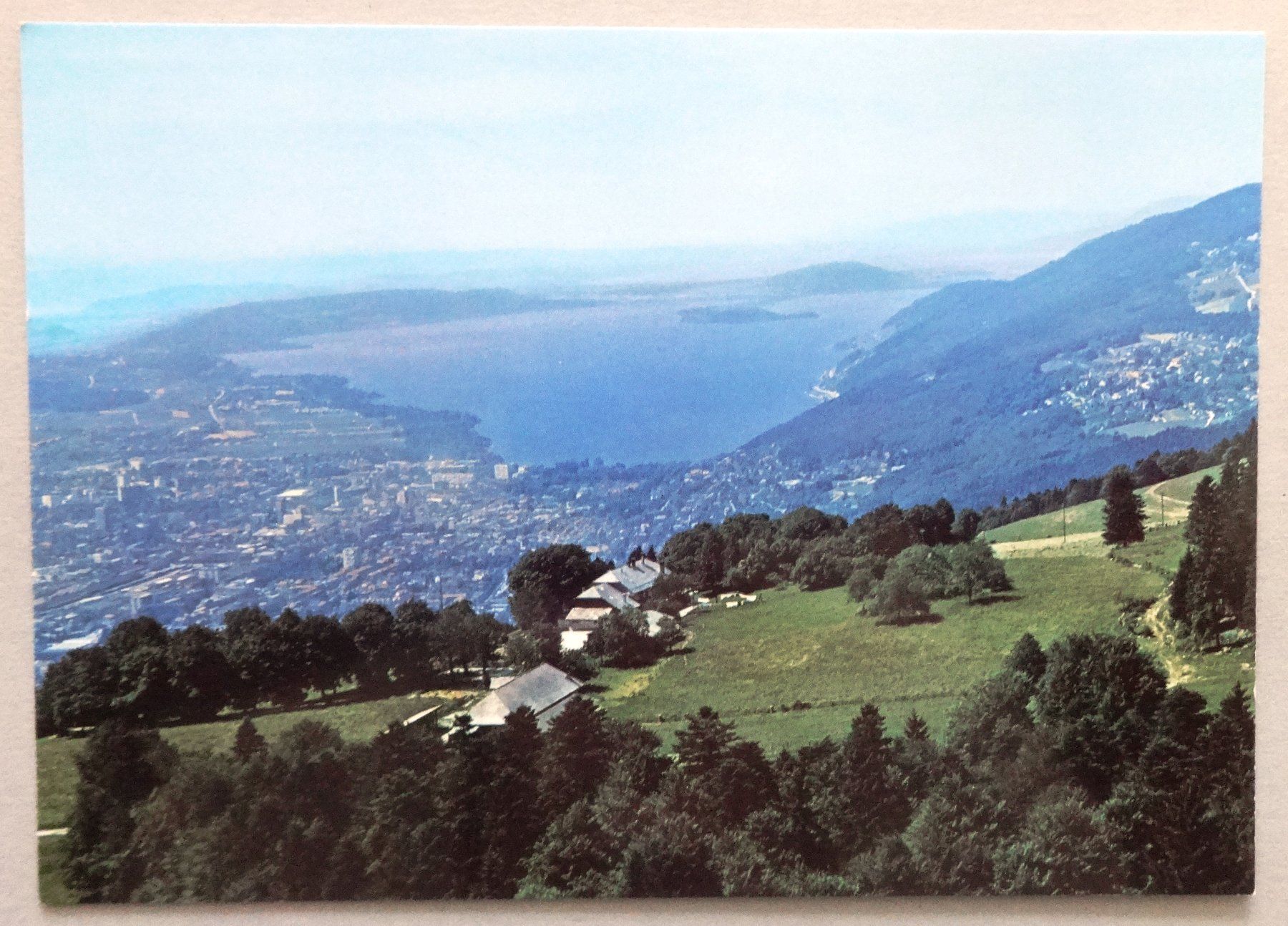 Cartoline postali: Bözingenberg mit Biel-Leubringen, Magglingen – Usato da Fétigny venduto da Billy2miny